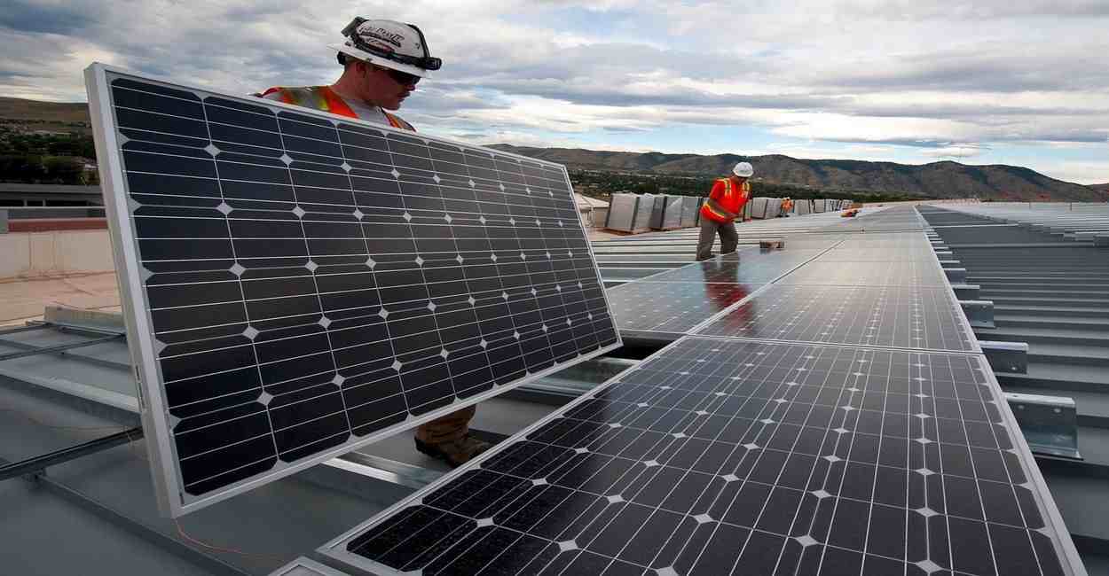 Project: Zonnepanelen voor bedrijfspand in Utrecht - Zonnepanelen door Snel Zonnepanelen Plaatsen - Professionele installatie van duurzame energieoplossingen